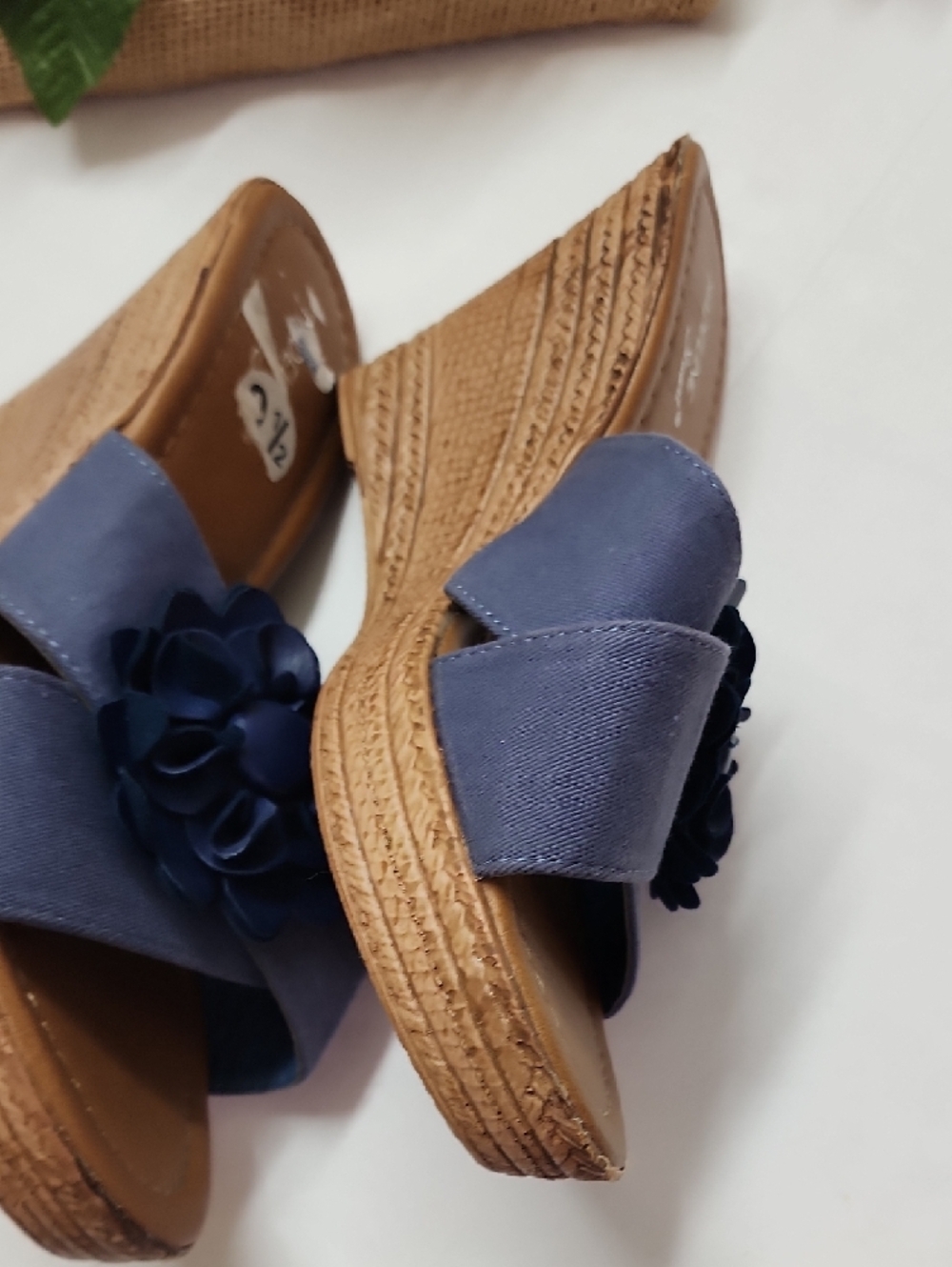 Madeline Stuart Navy Floral Slide Mules - Picture 2 of 6